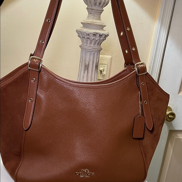 Coach ‘Meadow’ Leather & Suede Tote Bag in REDWOOD - Picture 7 of 9